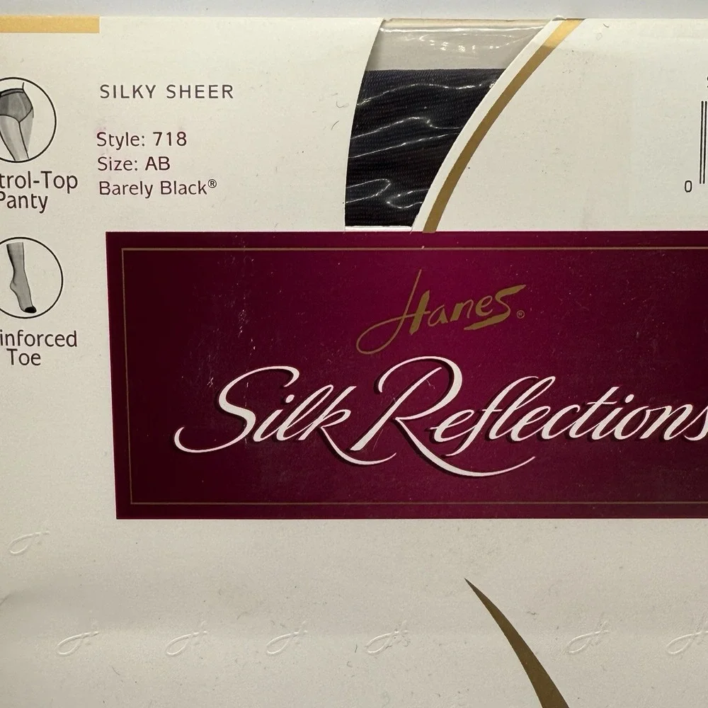 Hanes Silk Reflections 718 AB Barely Black Silky Sheer Control‎ Top Pantyhose